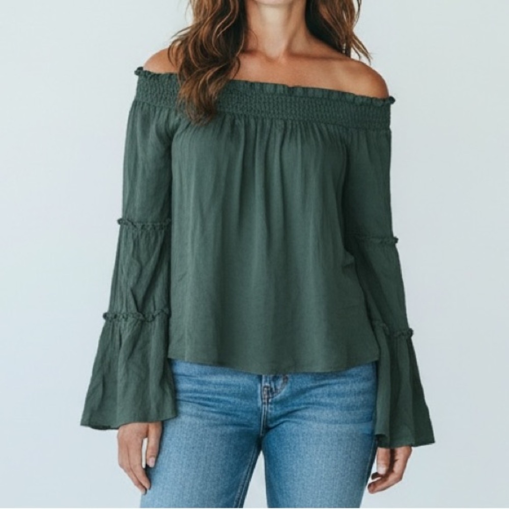 New. Green Entro Long Sleeve Off the Shoulder Blouse